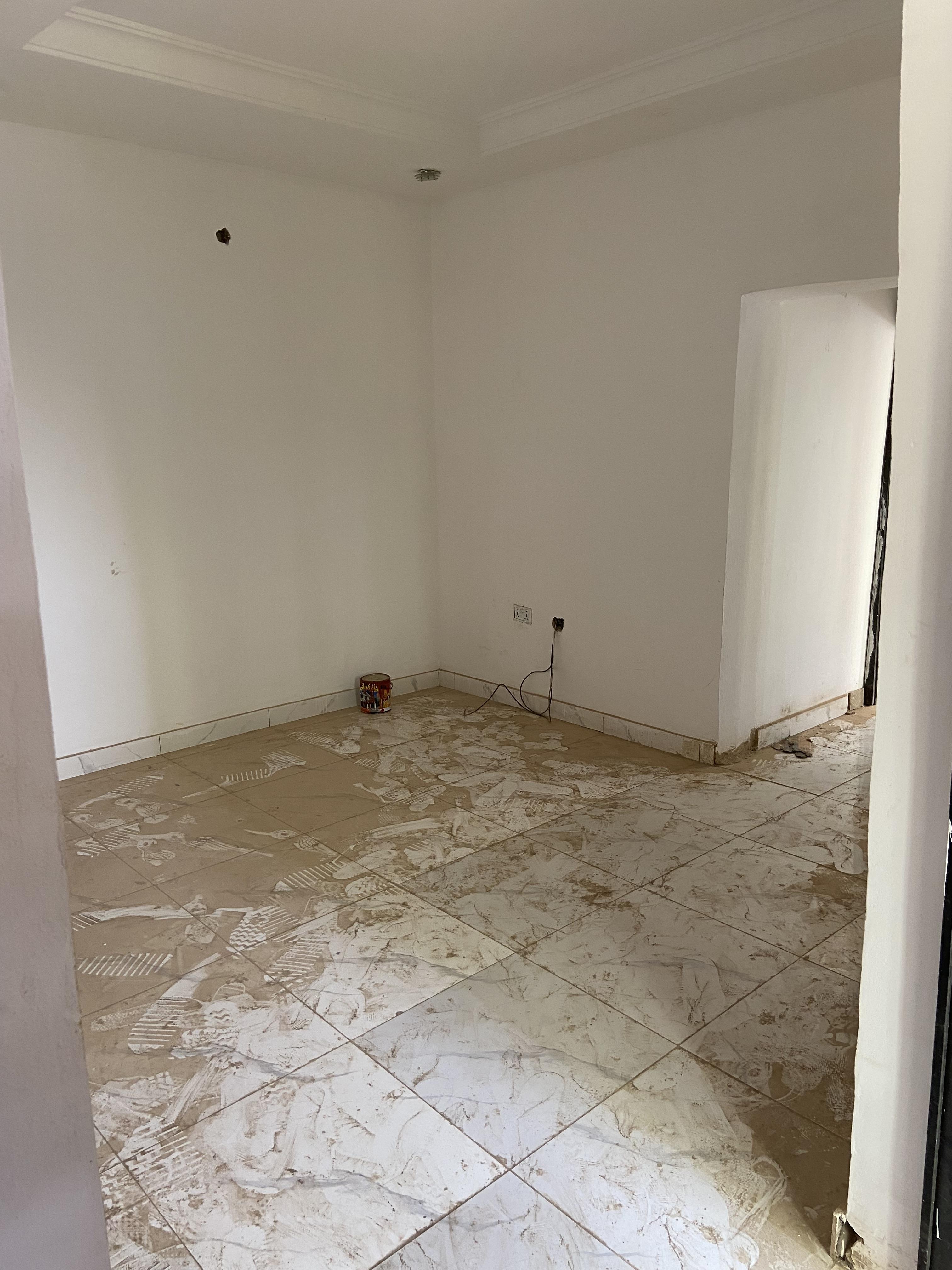 1 bedroom flat (Unit 1)